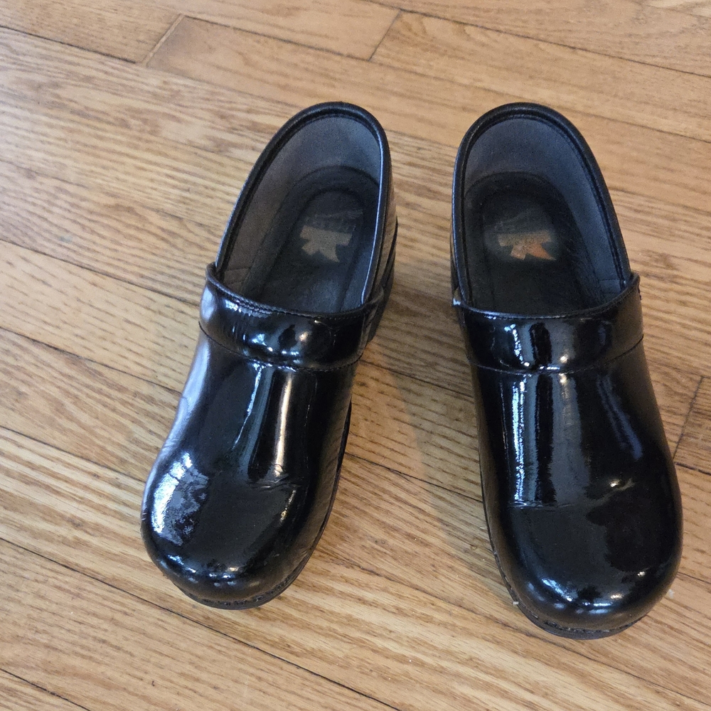 Womens Black Patent Leather Shoes